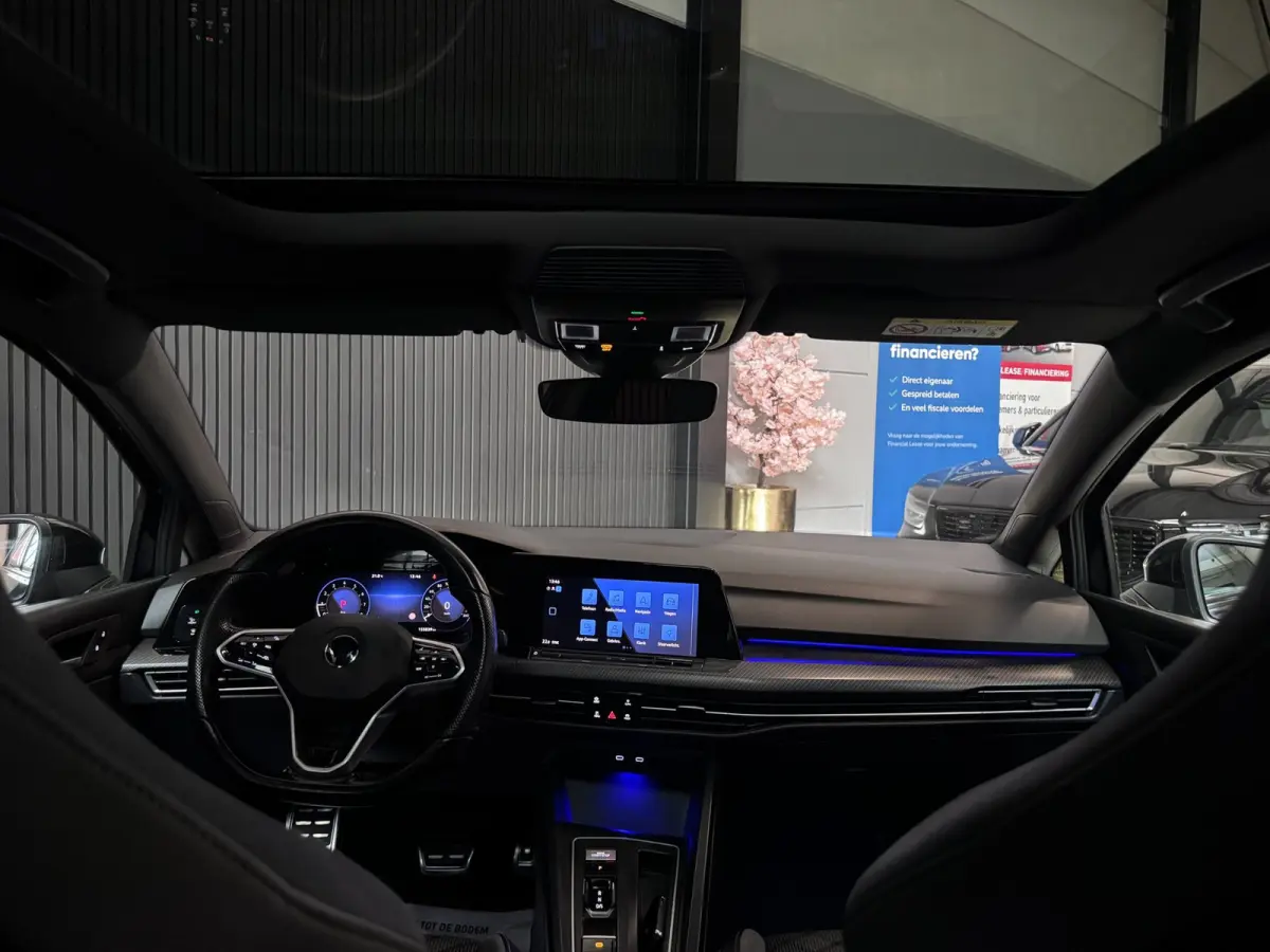 1.5 eTSI R-Line PANO | CAMERA | IQ LED | Blind Spot
