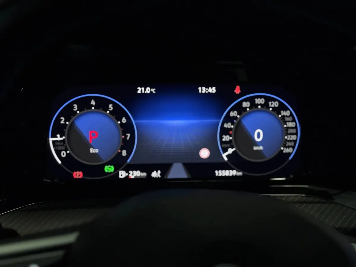 1.5 eTSI R-Line PANO | CAMERA | IQ LED | Blind Spot
