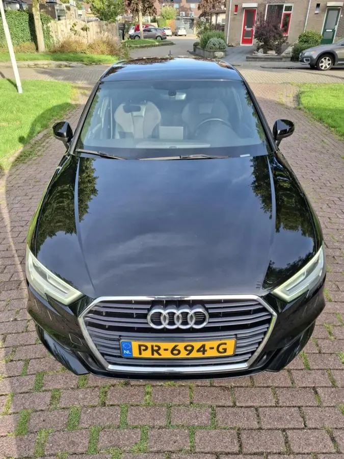 1.0 TFSI Sport S Line Edition