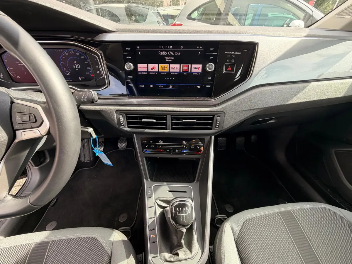 1.0 TSI 70kW Style | Lesauto | Dubbele bediening