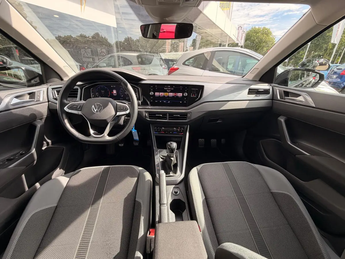 1.0 TSI 70kW Style | Lesauto | Dubbele bediening