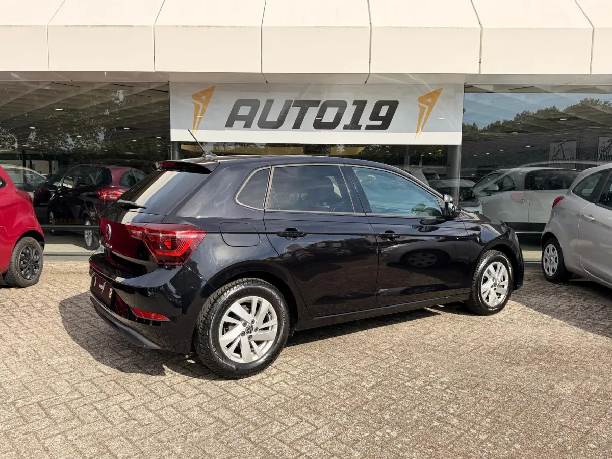 1.0 TSI 70kW Style | Lesauto | Dubbele bediening