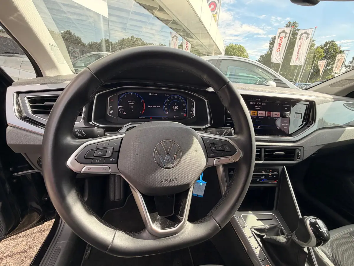 1.0 TSI 70kW Style | Lesauto | Dubbele bediening