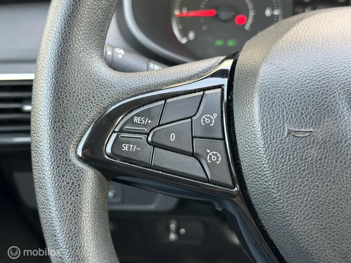 1.0 TCe 90 Essential | Cruise |Airco|Bluetooth