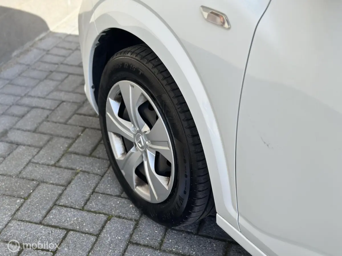 1.0 TCe 90 Essential | Cruise |Airco|Bluetooth