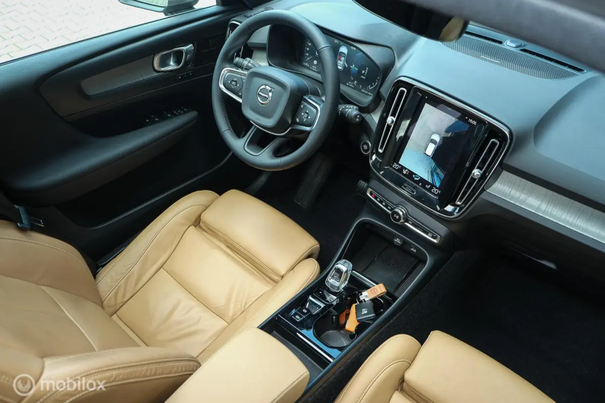 1.5 T5 Inscription Luxe | Harman Kardon | Pano | ACC | Pilot Assist | 360 camera | Memory | Styling | Stoel en stuurwielverwarming