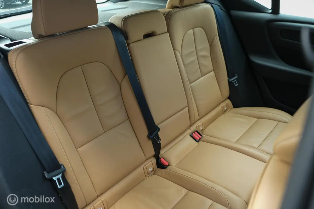 1.5 T5 Inscription Luxe | Harman Kardon | Pano | ACC | Pilot Assist | 360 camera | Memory | Styling | Stoel en stuurwielverwarming