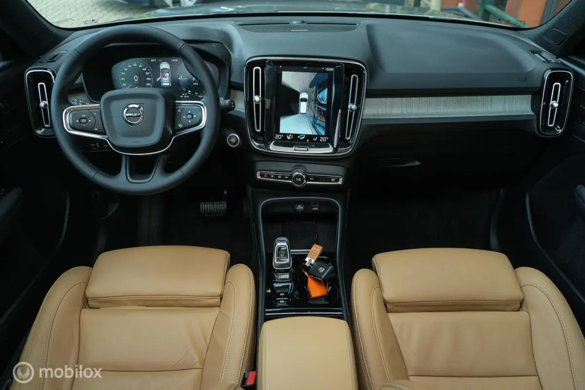 1.5 T5 Inscription Luxe | Harman Kardon | Pano | ACC | Pilot Assist | 360 camera | Memory | Styling | Stoel en stuurwielverwarming
