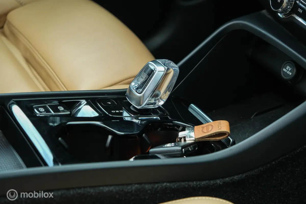 1.5 T5 Inscription Luxe | Harman Kardon | Pano | ACC | Pilot Assist | 360 camera | Memory | Styling | Stoel en stuurwielverwarming