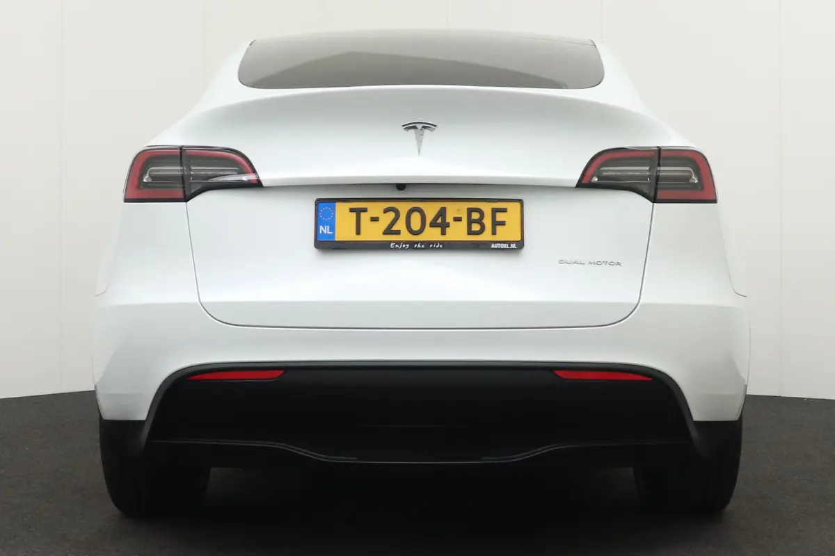Long Range AWD 75 kWh (SOH 91%) Autopilot Stoelverw.V+A Pano-dak