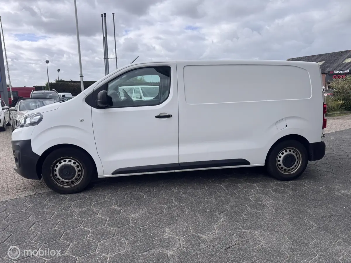 bestel 1.6 BlueHDI 95 Club M 80208 KM