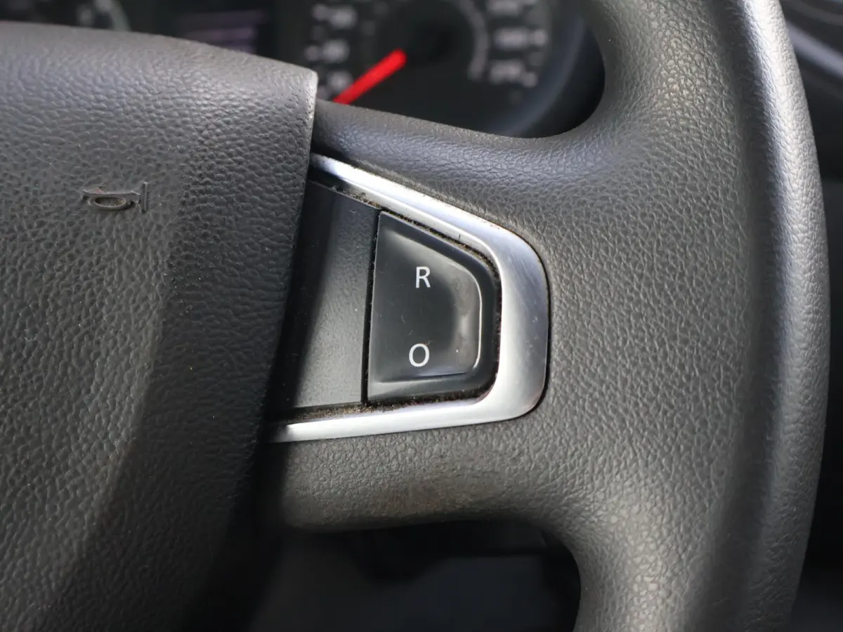 T35 2.3 dCi 150 PK L2H2 WORK EDITION + CARPLAY | CAMERA | CRUISE CONTROL | DAB | AIRCO