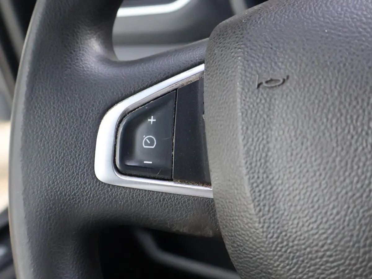 T35 2.3 dCi 150 PK L2H2 WORK EDITION + CARPLAY | CAMERA | CRUISE CONTROL | DAB | AIRCO