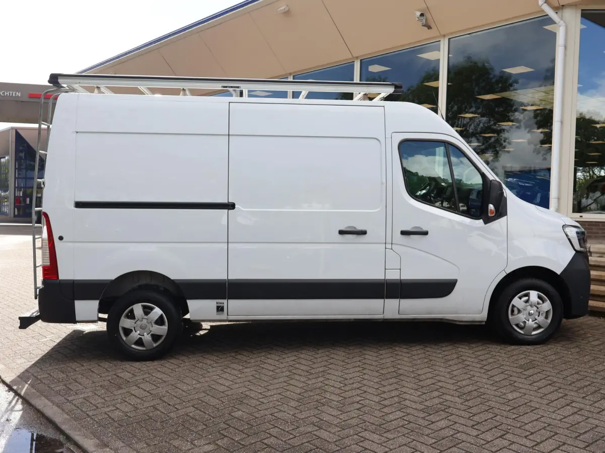 T35 2.3 dCi 150 PK L2H2 WORK EDITION + CARPLAY | CAMERA | CRUISE CONTROL | DAB | AIRCO