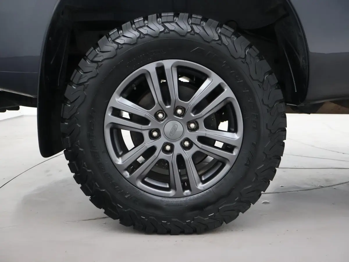 2.0 214 PK 4WD 214 PK AUT. WILDTRAK SUPERC + ADAPTIVE CRUISE | CAMERA | CARPLAY | TREKHAAK 3500 KG