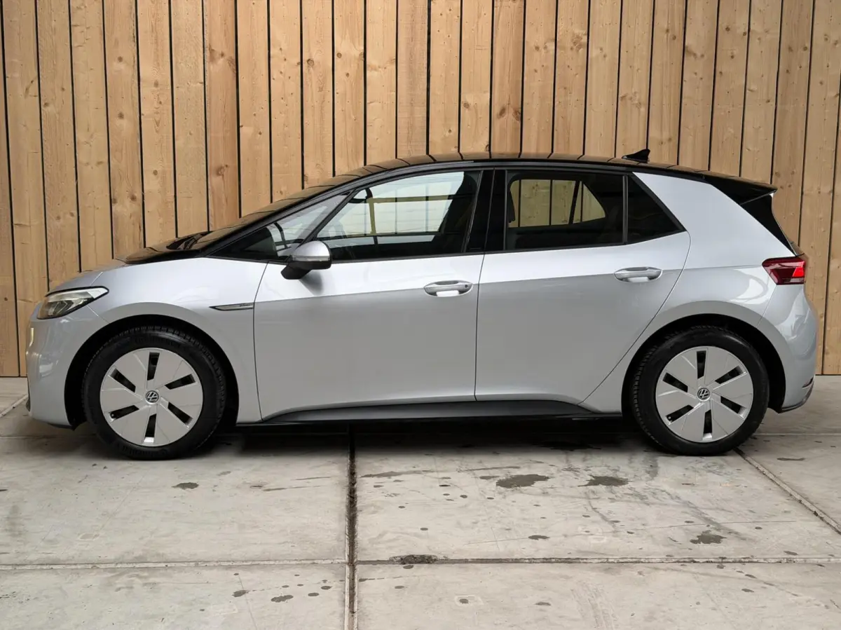 Pro 58 kWh SoH 93,45% | Apple CarPlay/Android Auto | Adaptieve cruise control | LED koplampen | Stoel- en stuurwielverwarming | Rijstrooksensor | Parkeersensoren voor en achter