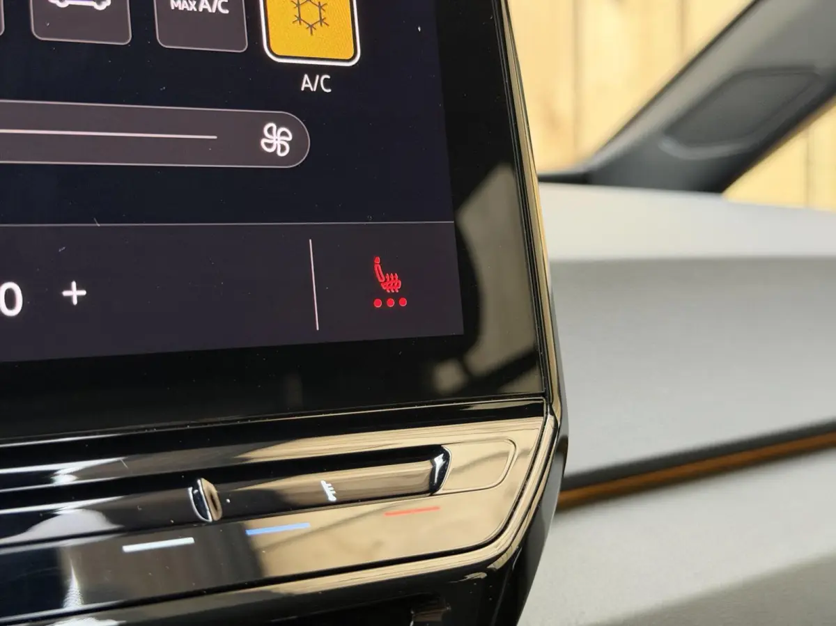 Pro 58 kWh SoH 93,45% | Apple CarPlay/Android Auto | Adaptieve cruise control | LED koplampen | Stoel- en stuurwielverwarming | Rijstrooksensor | Parkeersensoren voor en achter