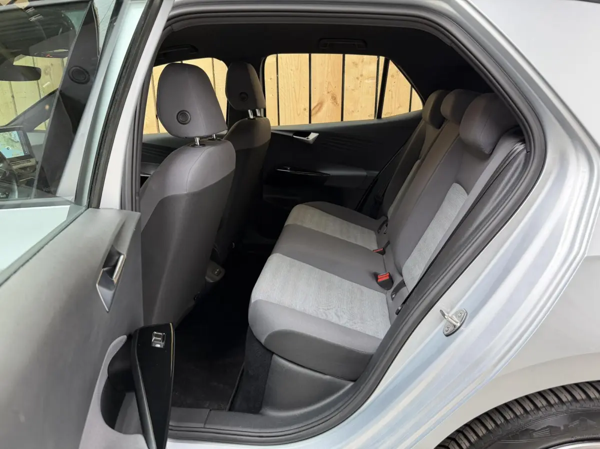 Pro 58 kWh SoH 93,45% | Apple CarPlay/Android Auto | Adaptieve cruise control | LED koplampen | Stoel- en stuurwielverwarming | Rijstrooksensor | Parkeersensoren voor en achter