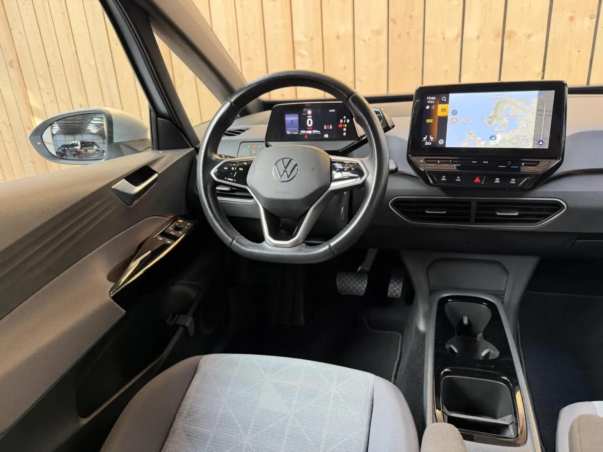 Pro 58 kWh SoH 93,45% | Apple CarPlay/Android Auto | Adaptieve cruise control | LED koplampen | Stoel- en stuurwielverwarming | Rijstrooksensor | Parkeersensoren voor en achter