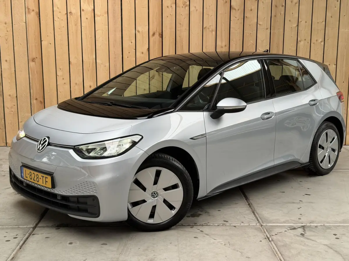 Pro 58 kWh SoH 93,45% | Apple CarPlay/Android Auto | Adaptieve cruise control | LED koplampen | Stoel- en stuurwielverwarming | Rijstrooksensor | Parkeersensoren voor en achter