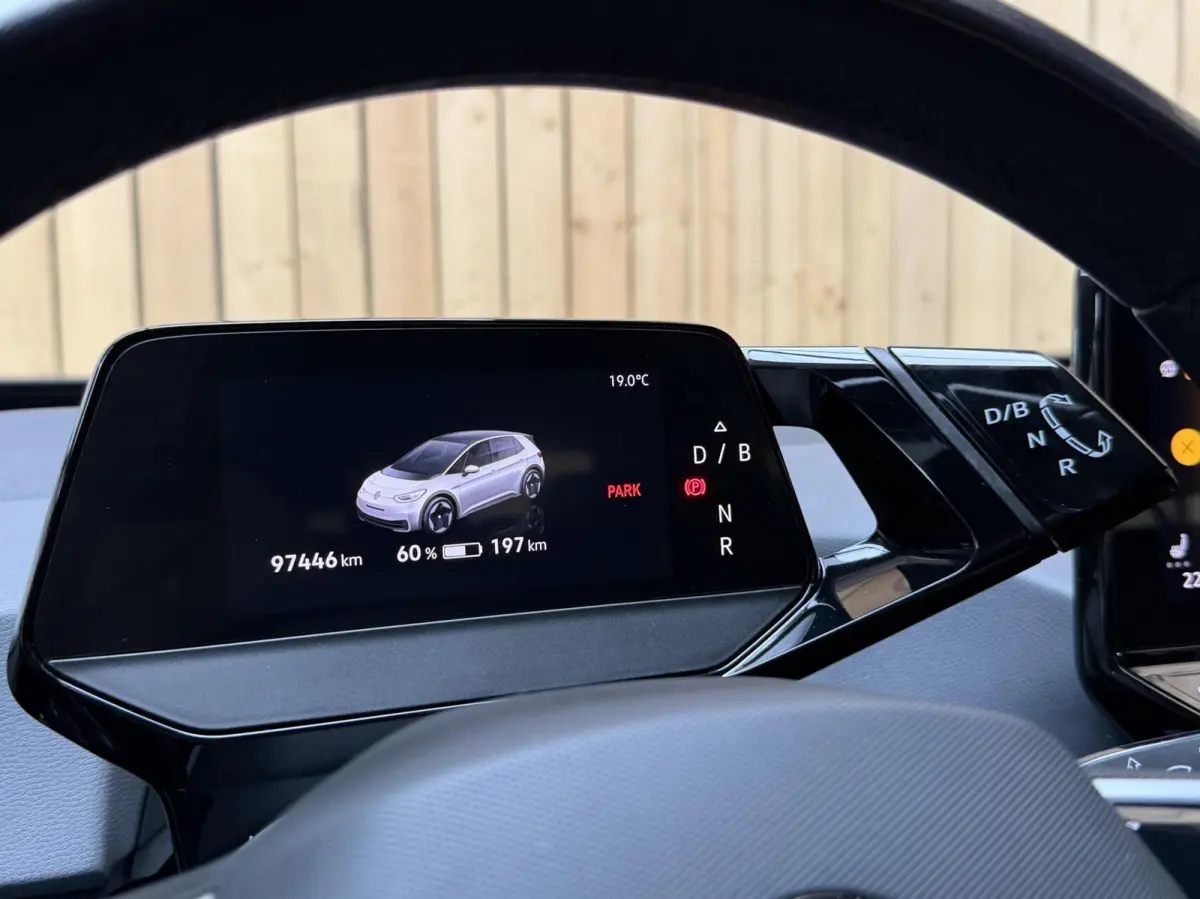 Pro 58 kWh SoH 93,45% | Apple CarPlay/Android Auto | Adaptieve cruise control | LED koplampen | Stoel- en stuurwielverwarming | Rijstrooksensor | Parkeersensoren voor en achter