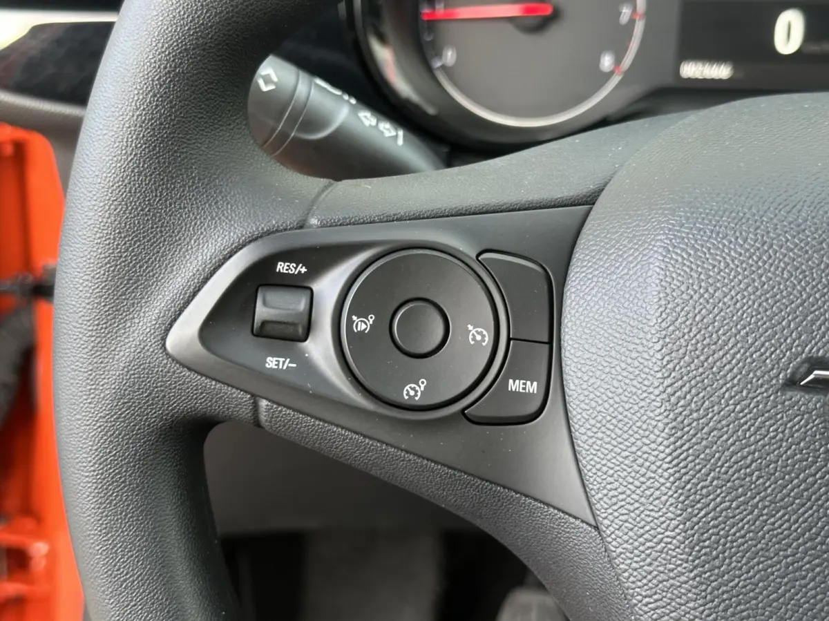 1.2 NAP! Carplay, cruise, uniek!