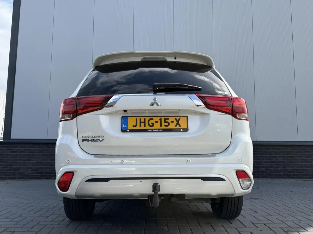 2.4 PHEV Instyle