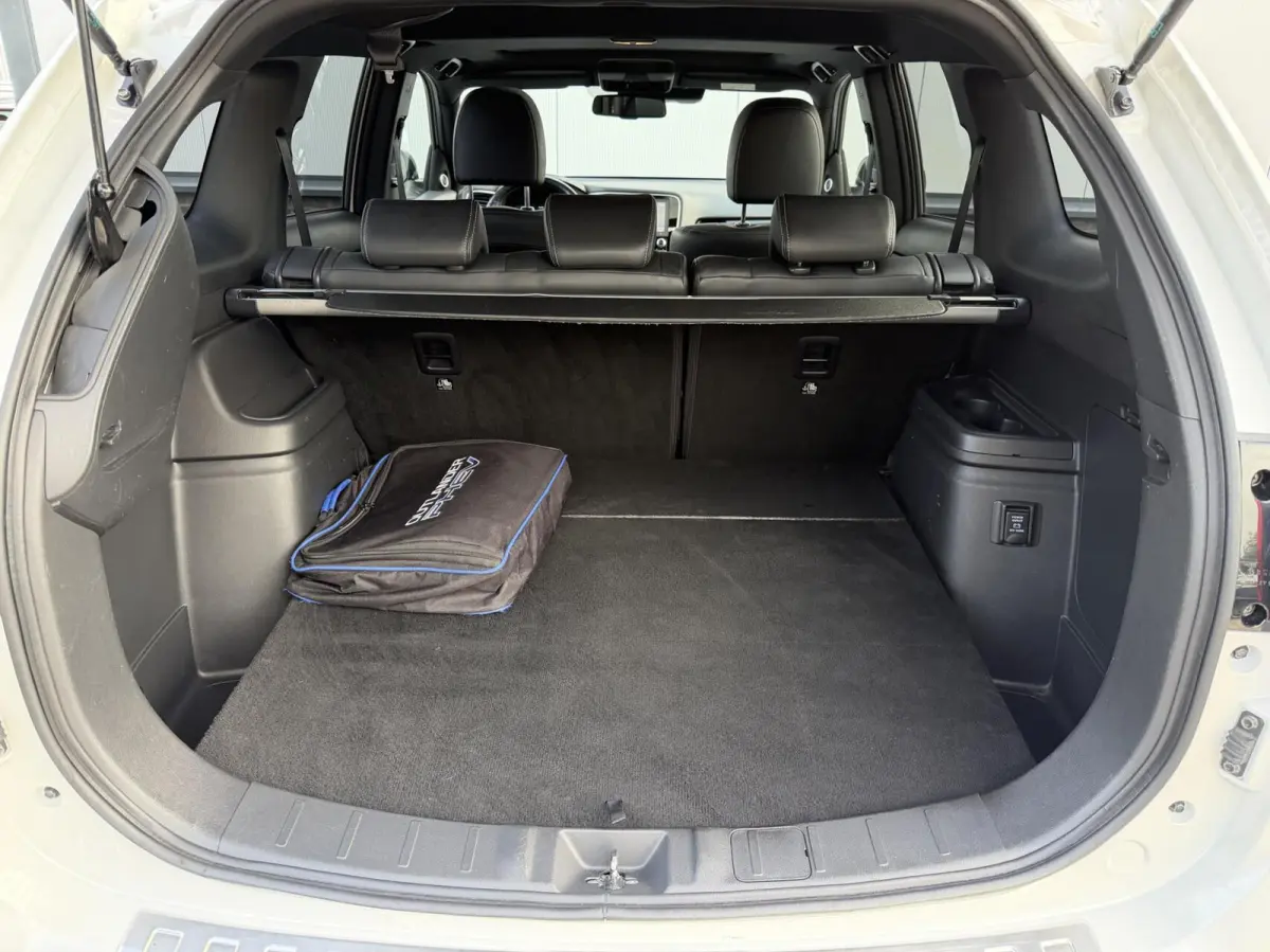 2.4 PHEV Instyle