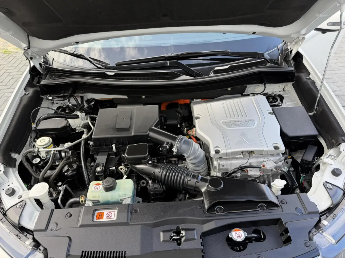 2.4 PHEV Instyle