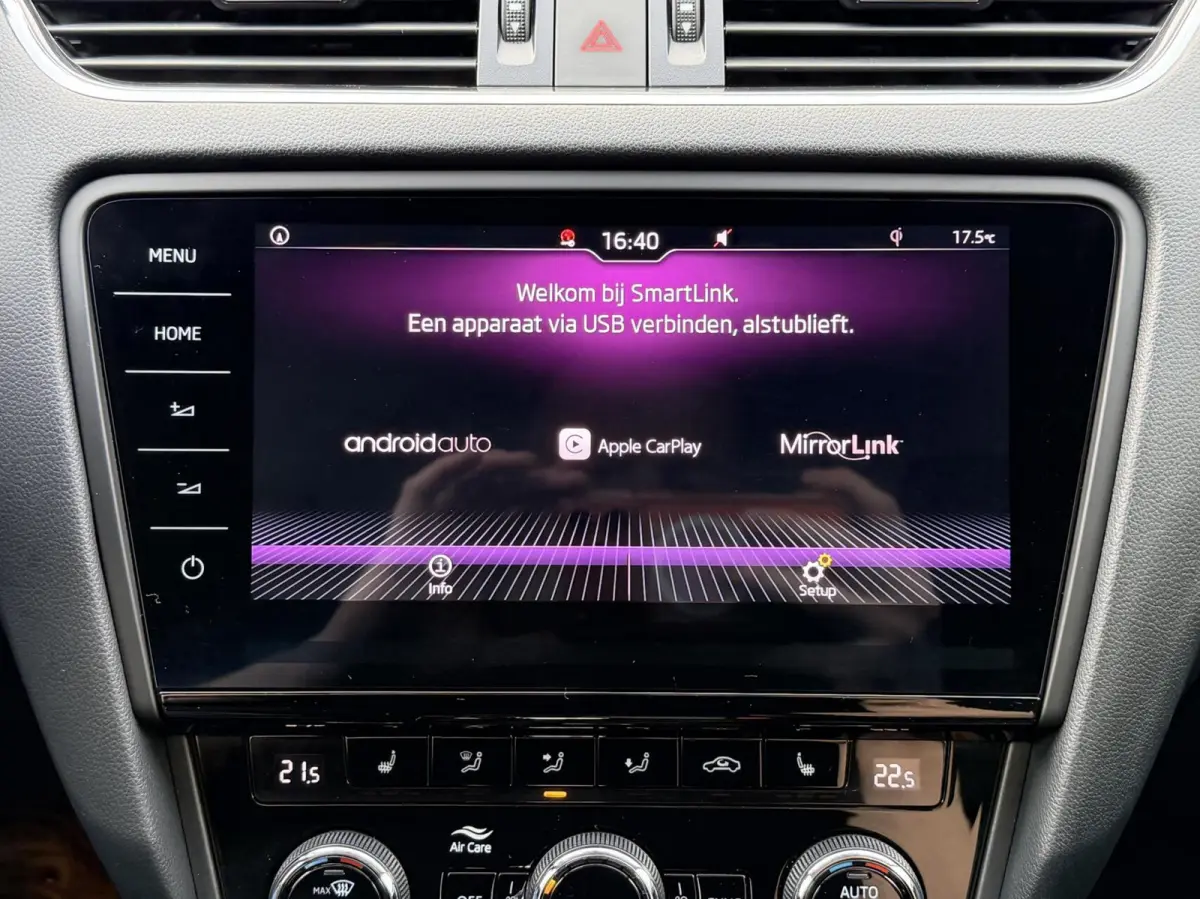 1.0 TSI Greentech Style Business | Keyless | Carplay | Clima | Stoelverwarming | Leder