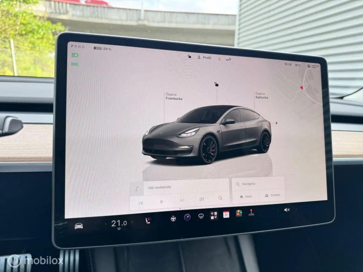 Performance AWD 75 kWh