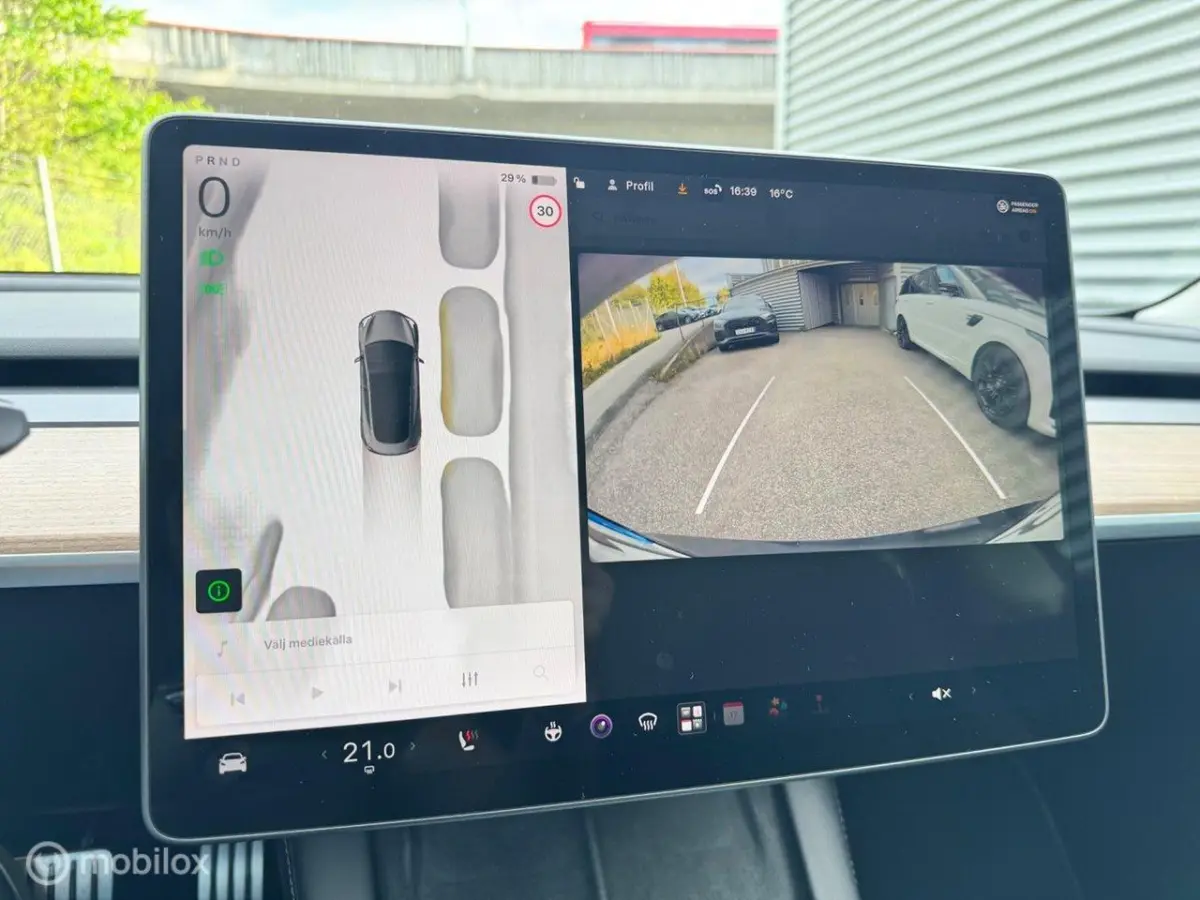 Performance AWD 75 kWh