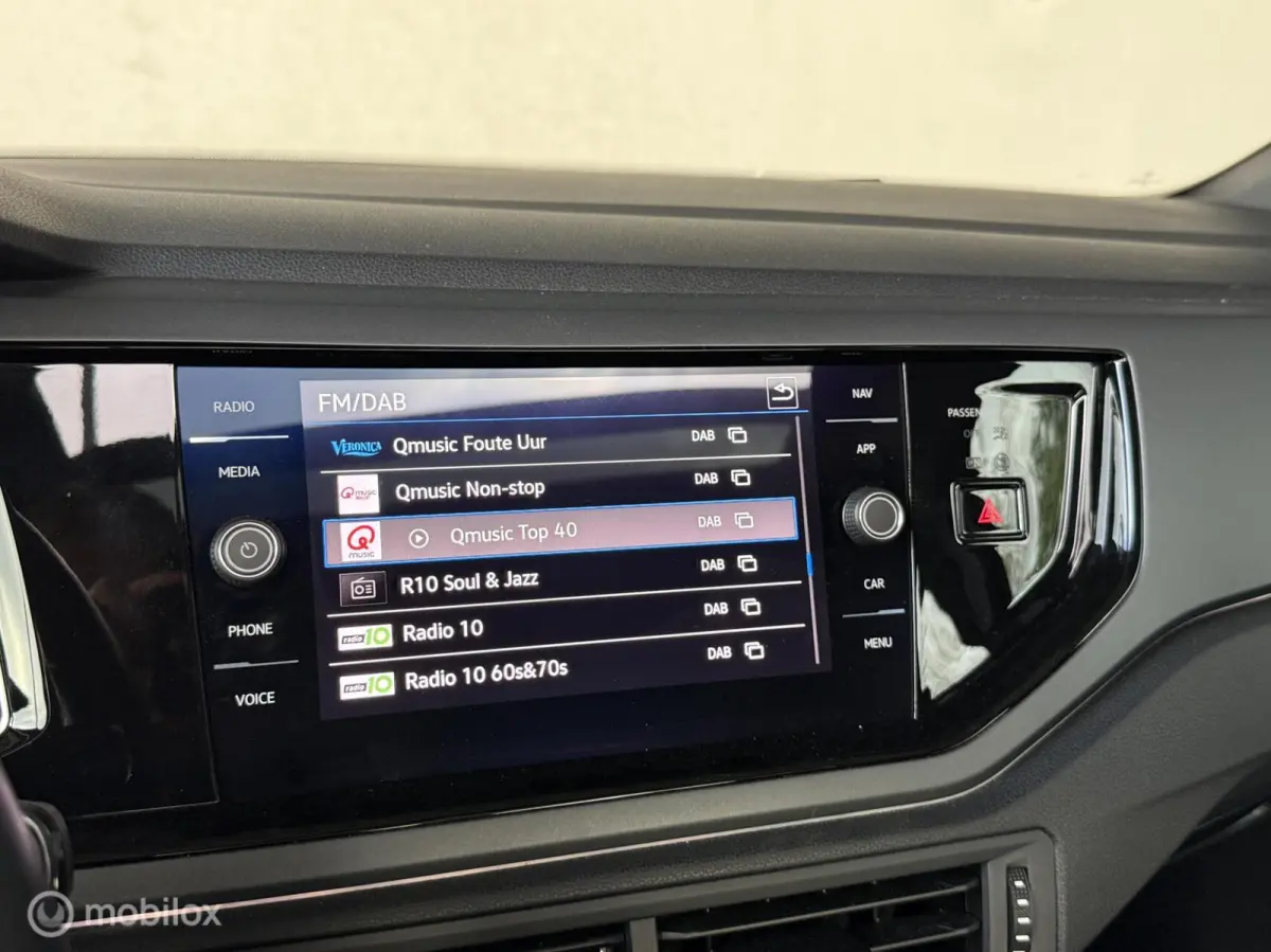 1.0TSI R-Line|PANO|IQ|ACC|CARPLAY|