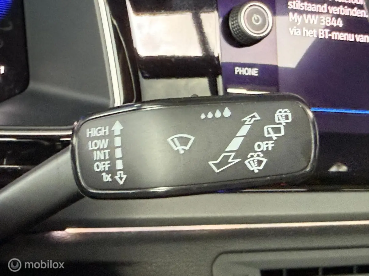 1.0TSI R-Line|PANO|IQ|ACC|CARPLAY|
