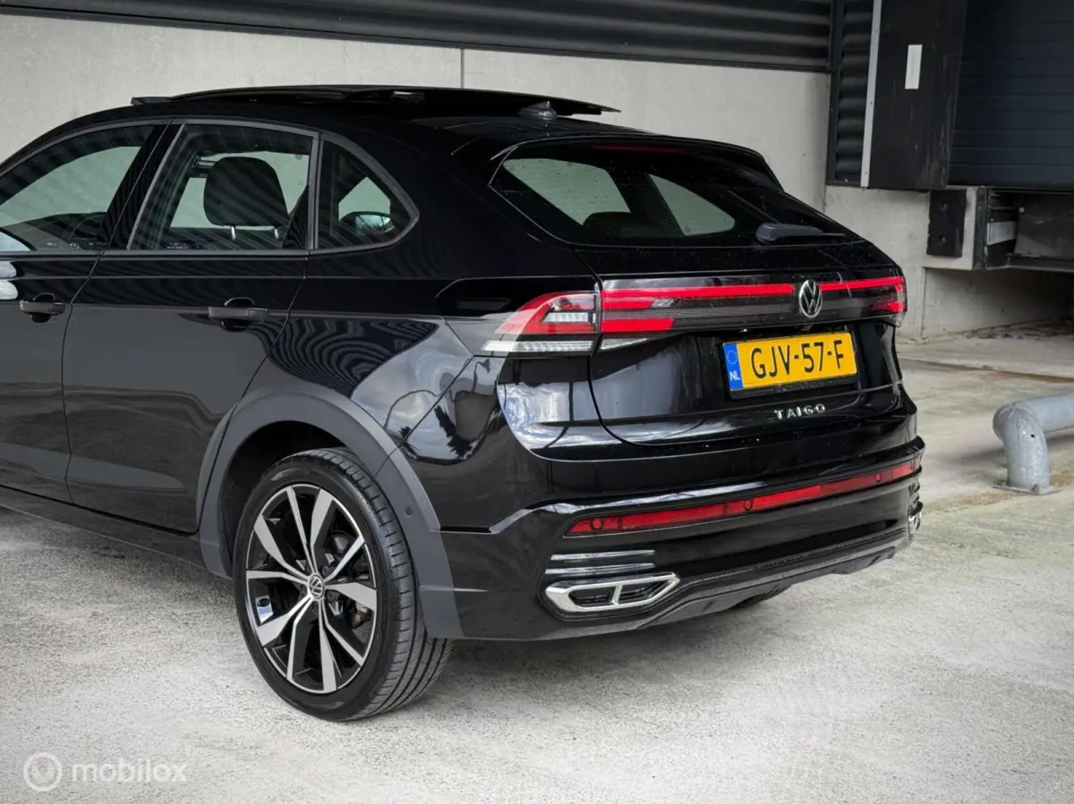 1.0TSI R-Line|PANO|IQ|ACC|CARPLAY|