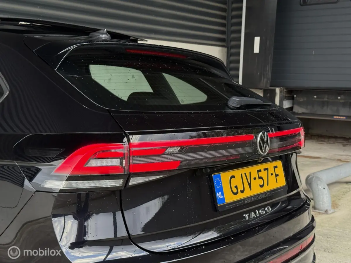 1.0TSI R-Line|PANO|IQ|ACC|CARPLAY|