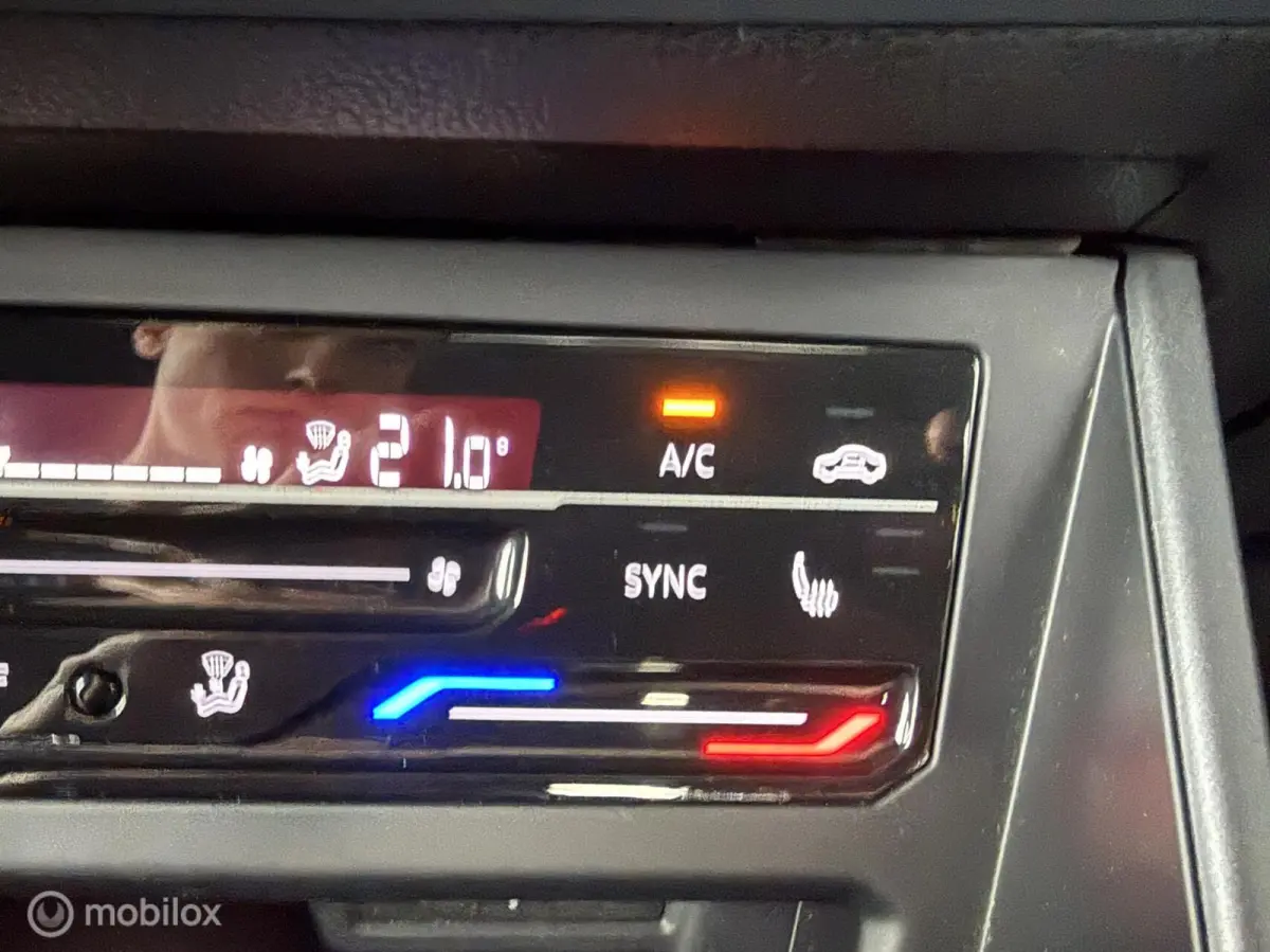 1.0TSI R-Line|PANO|IQ|ACC|CARPLAY|