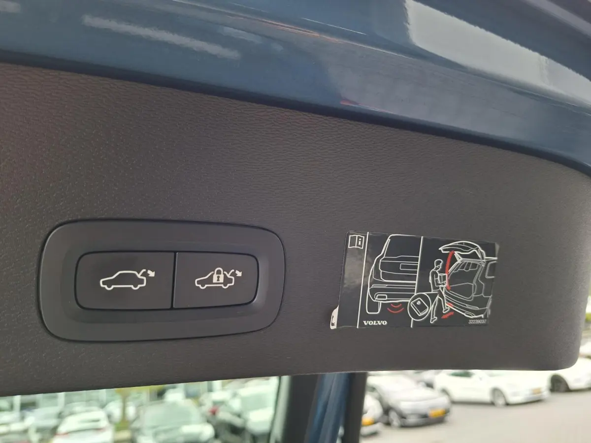 Recharge Twin Intro Edition 78kWh | Pano | El. Trekhaak | Memory seats | Harman/Kardon | SOH 93,4%