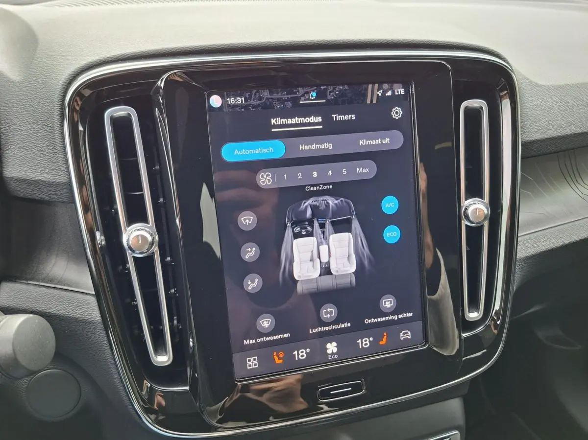 Recharge Twin Intro Edition 78kWh | Pano | El. Trekhaak | Memory seats | Harman/Kardon | SOH 93,4%