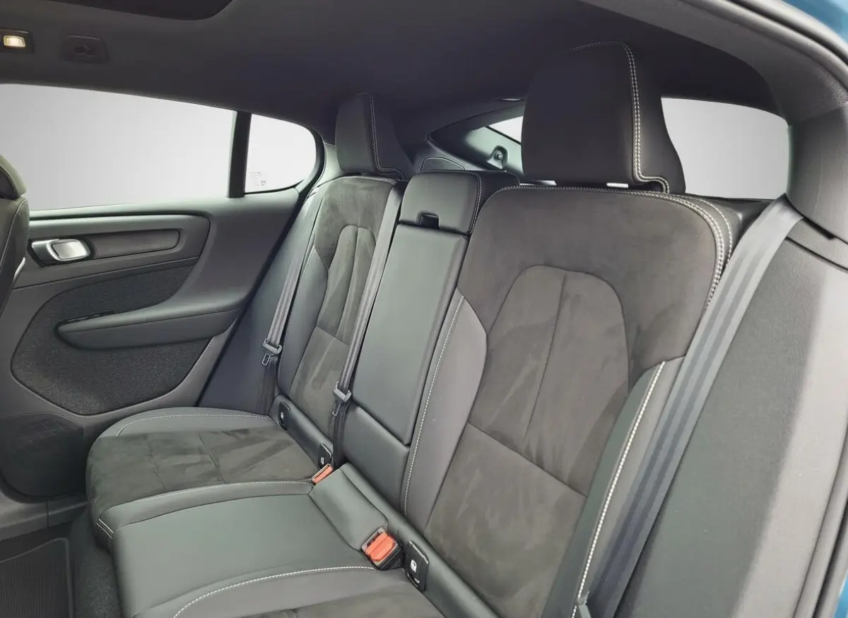 Recharge Twin Intro Edition 78kWh | Pano | El. Trekhaak | Memory seats | Harman/Kardon | SOH 93,4%
