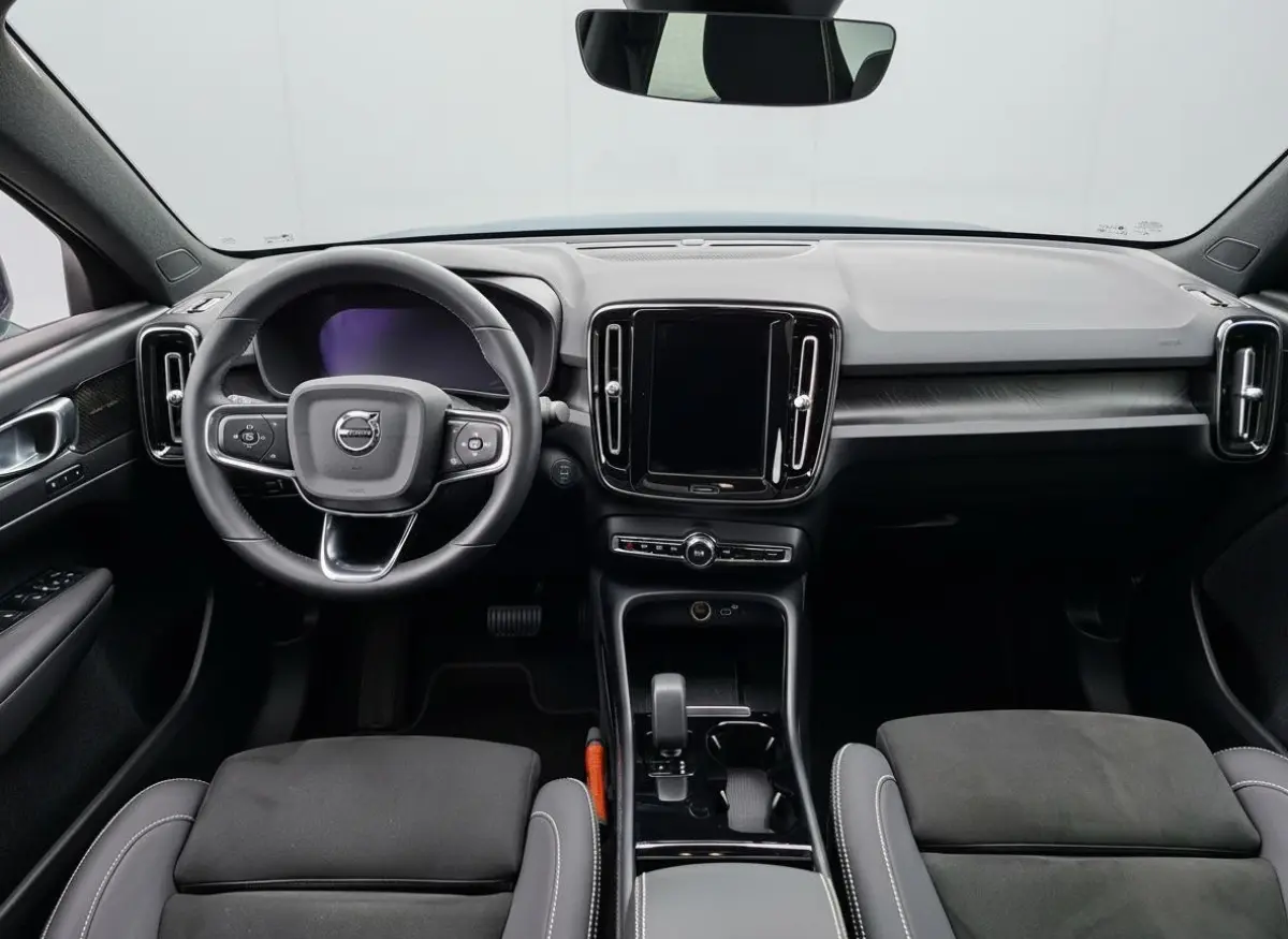 Recharge Twin Intro Edition 78kWh | Pano | El. Trekhaak | Memory seats | Harman/Kardon | SOH 93,4%