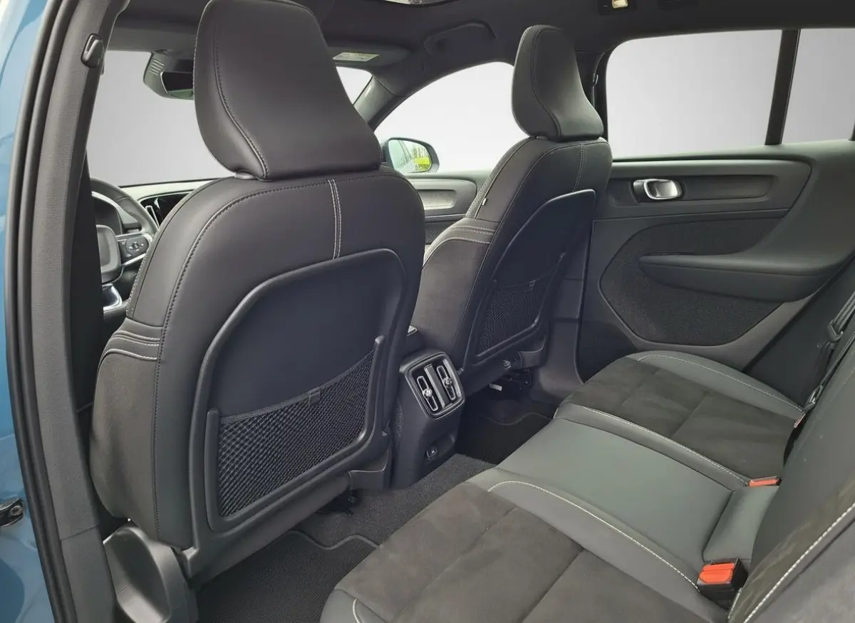 Recharge Twin Intro Edition 78kWh | Pano | El. Trekhaak | Memory seats | Harman/Kardon | SOH 93,4%