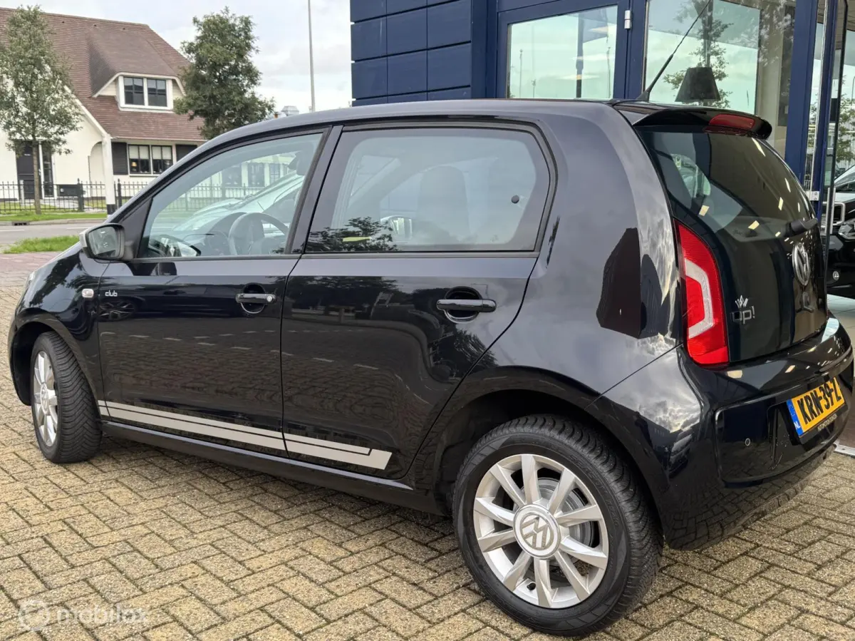 Up! 1.0 high up! Club|Cruise Control|Stoelverw.|Parkeersens.|Airco|100% onderhoud