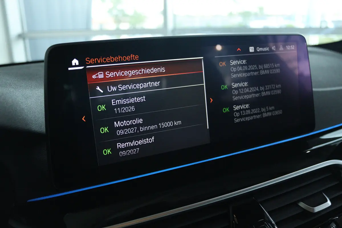 530e M-Sport Business Edition Plus | SoH 92% | Laser | Head-up | Schuifdak | Memory | Camera | Stoelverwarming | Carplay | Navi | Climate