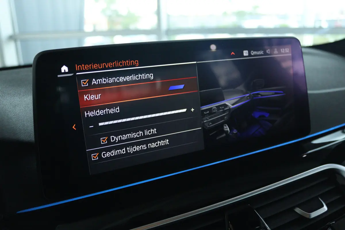 530e M-Sport Business Edition Plus | SoH 92% | Laser | Head-up | Schuifdak | Memory | Camera | Stoelverwarming | Carplay | Navi | Climate