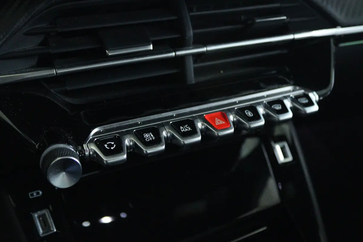 1.2 Turbo GT Cruise Control | Camera | Carplay | Navigatie | Climate | 17 Inch | LED |