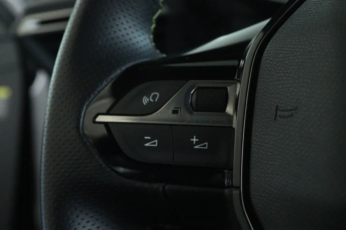 1.2 Turbo GT Cruise Control | Camera | Carplay | Navigatie | Climate | 17 Inch | LED |