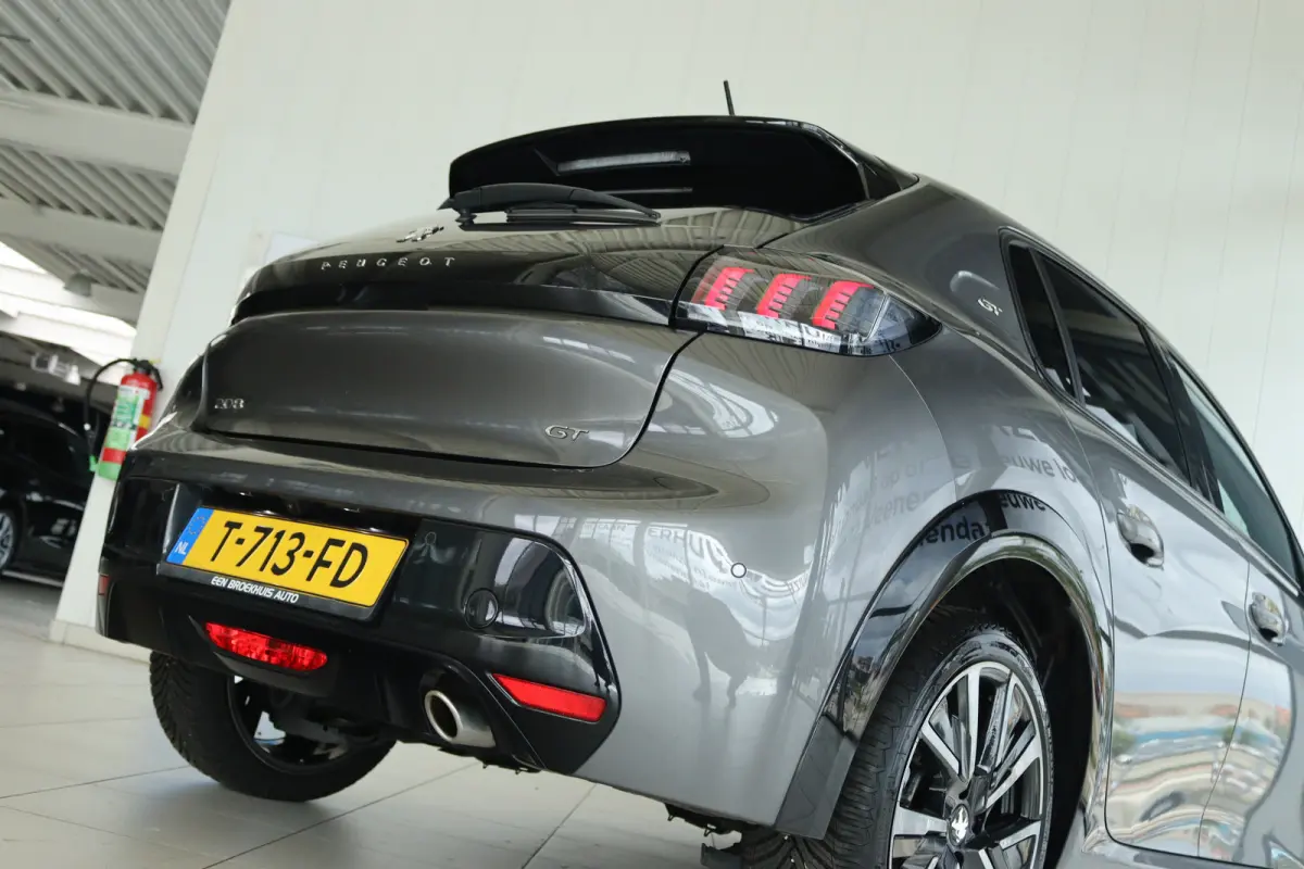 1.2 Turbo GT Cruise Control | Camera | Carplay | Navigatie | Climate | 17 Inch | LED |