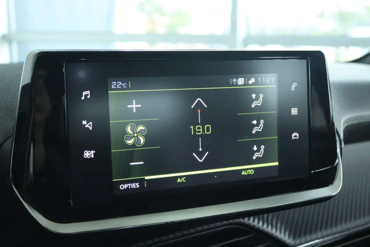1.2 Turbo GT Cruise Control | Camera | Carplay | Navigatie | Climate | 17 Inch | LED |