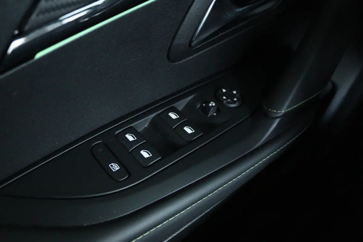 1.2 Turbo GT Cruise Control | Camera | Carplay | Navigatie | Climate | 17 Inch | LED |